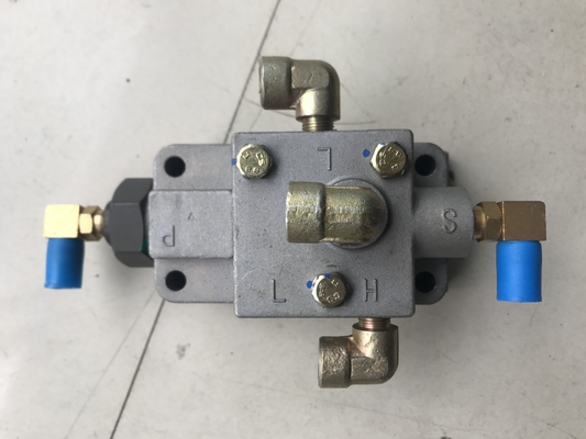 A220401000652 Servovalvola Trasmissione Fuller Slave Valve A-5000 A5000 VELOCE per SANY CRANE Pezzi di ricambio