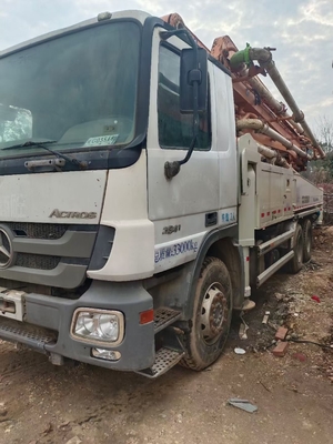 2012 ZoomLion 49M Used Concrete Pump Truck all'interno del telaio Benz